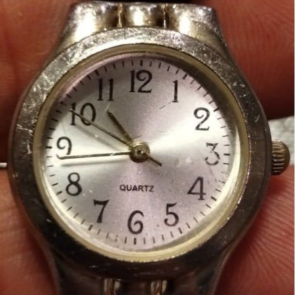 WS80 415 WOMEN'S SILVER WATCH/STAINLESS STEEL FLEX BAND/NEW BATTERY